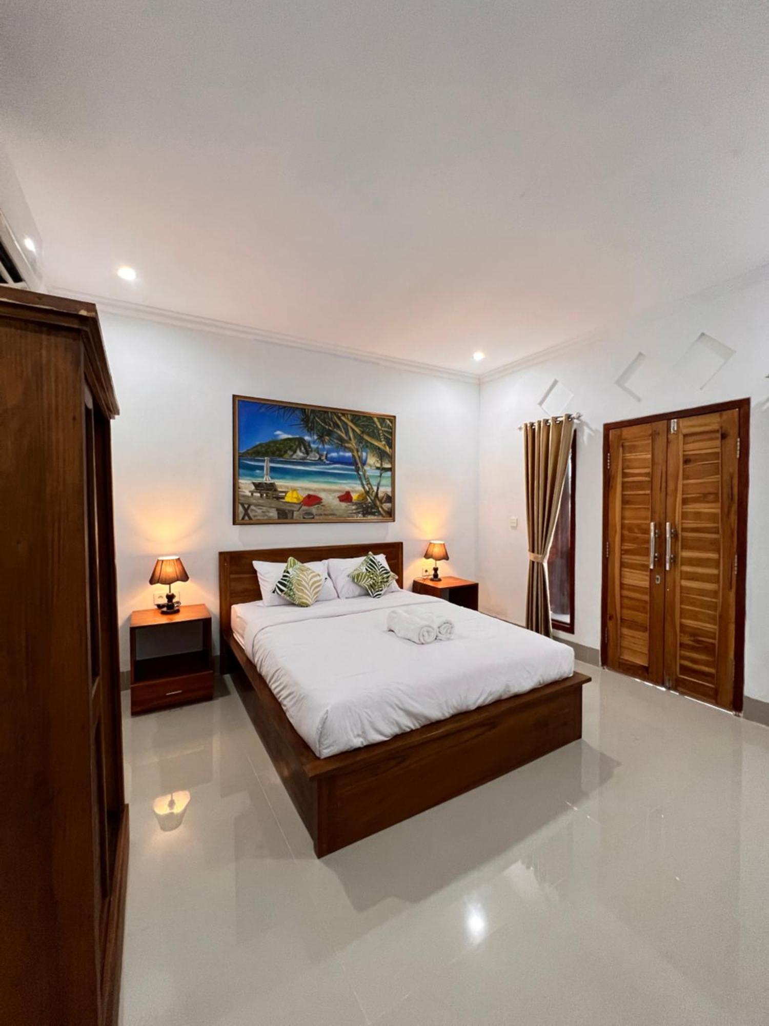 Penyon Beach House Ped Esterno foto