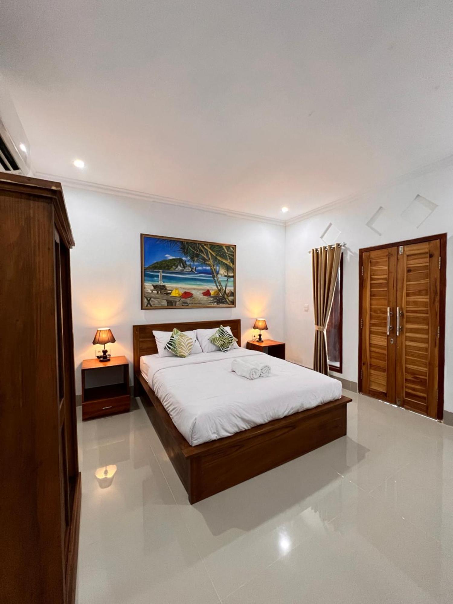Penyon Beach House Ped Esterno foto