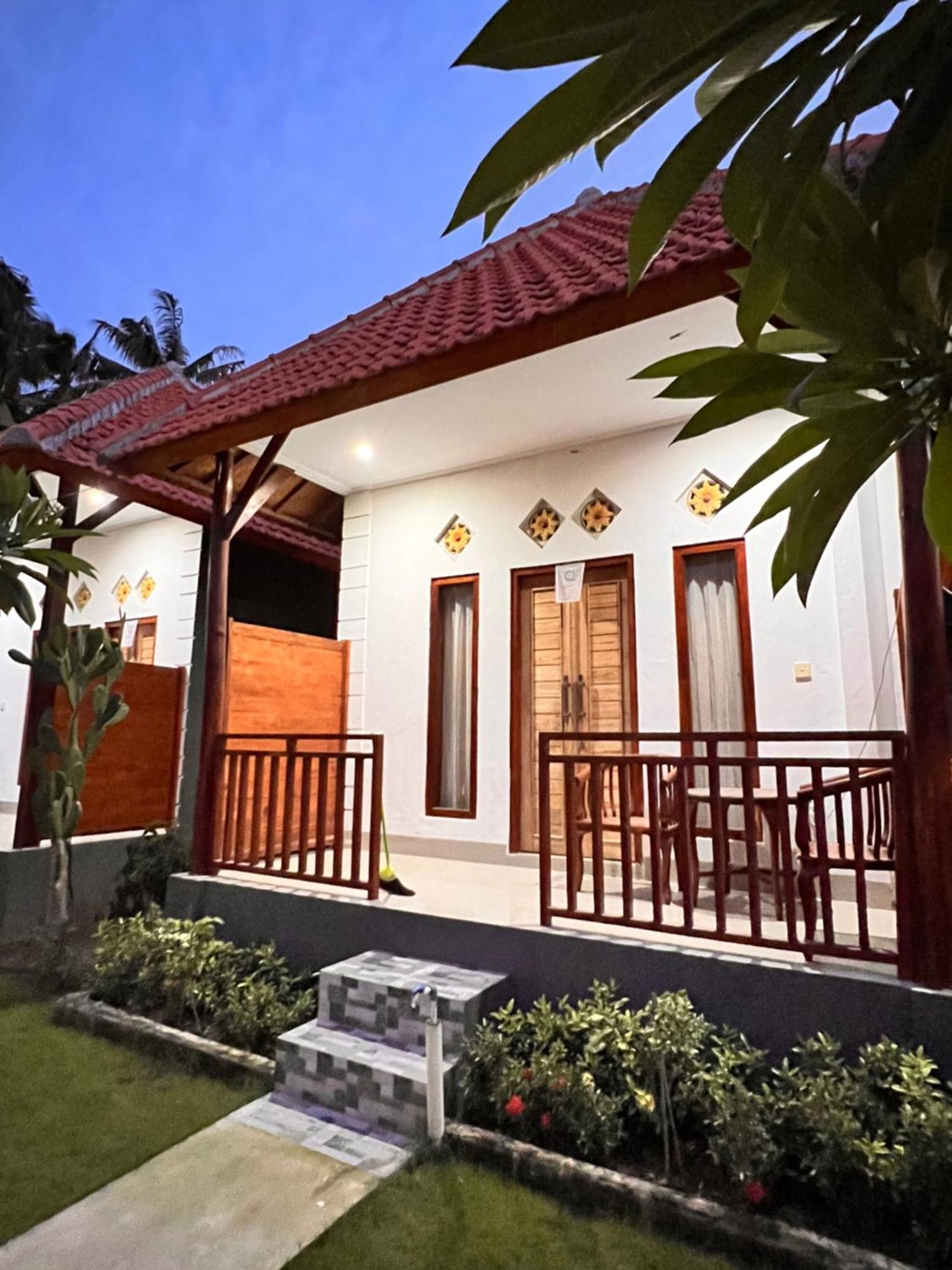 Penyon Beach House Ped Esterno foto